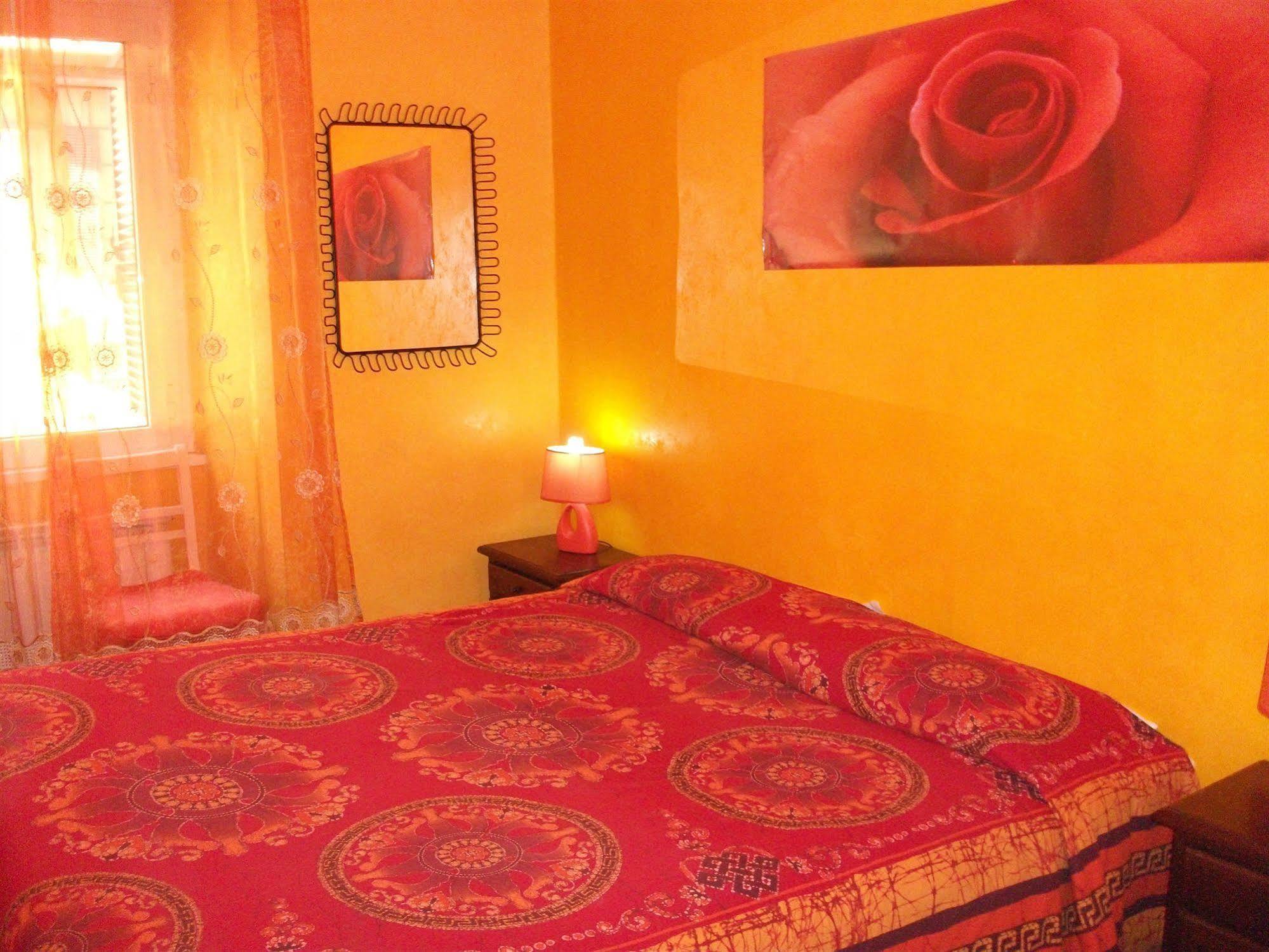 Max House Bed & Breakfast Rome Exterior photo