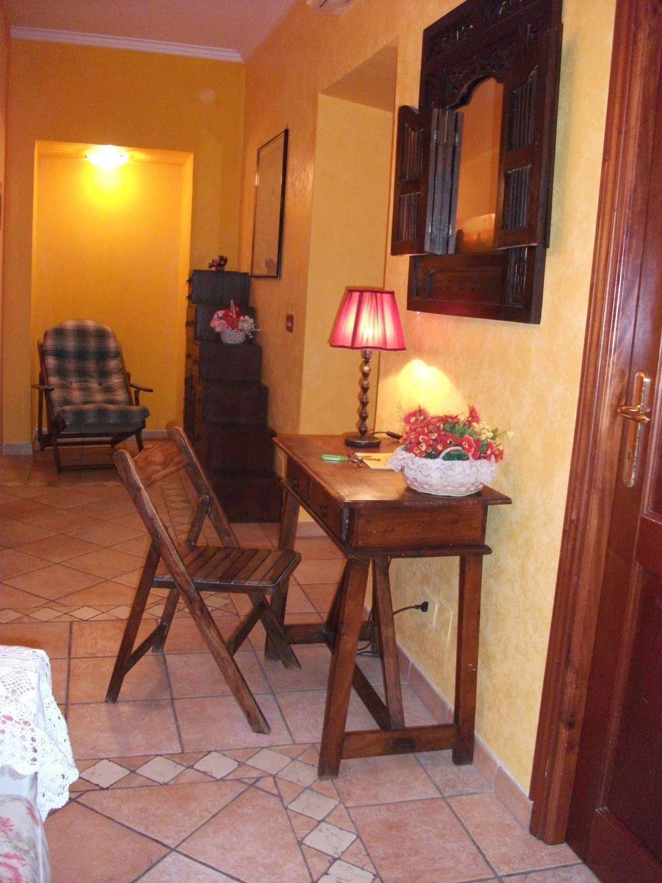 Max House Bed & Breakfast Rome Exterior photo