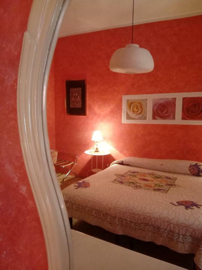 Max House Bed & Breakfast Rome Exterior photo
